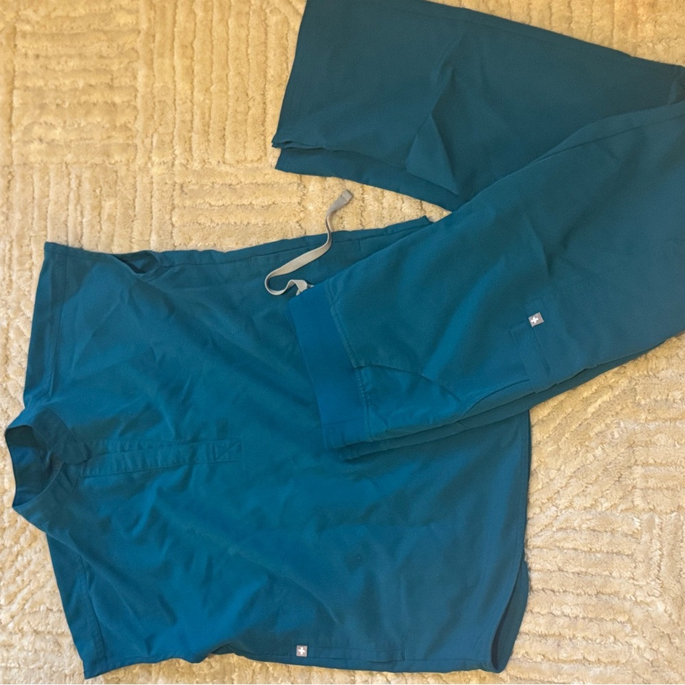 Figs Teal Scrub Set